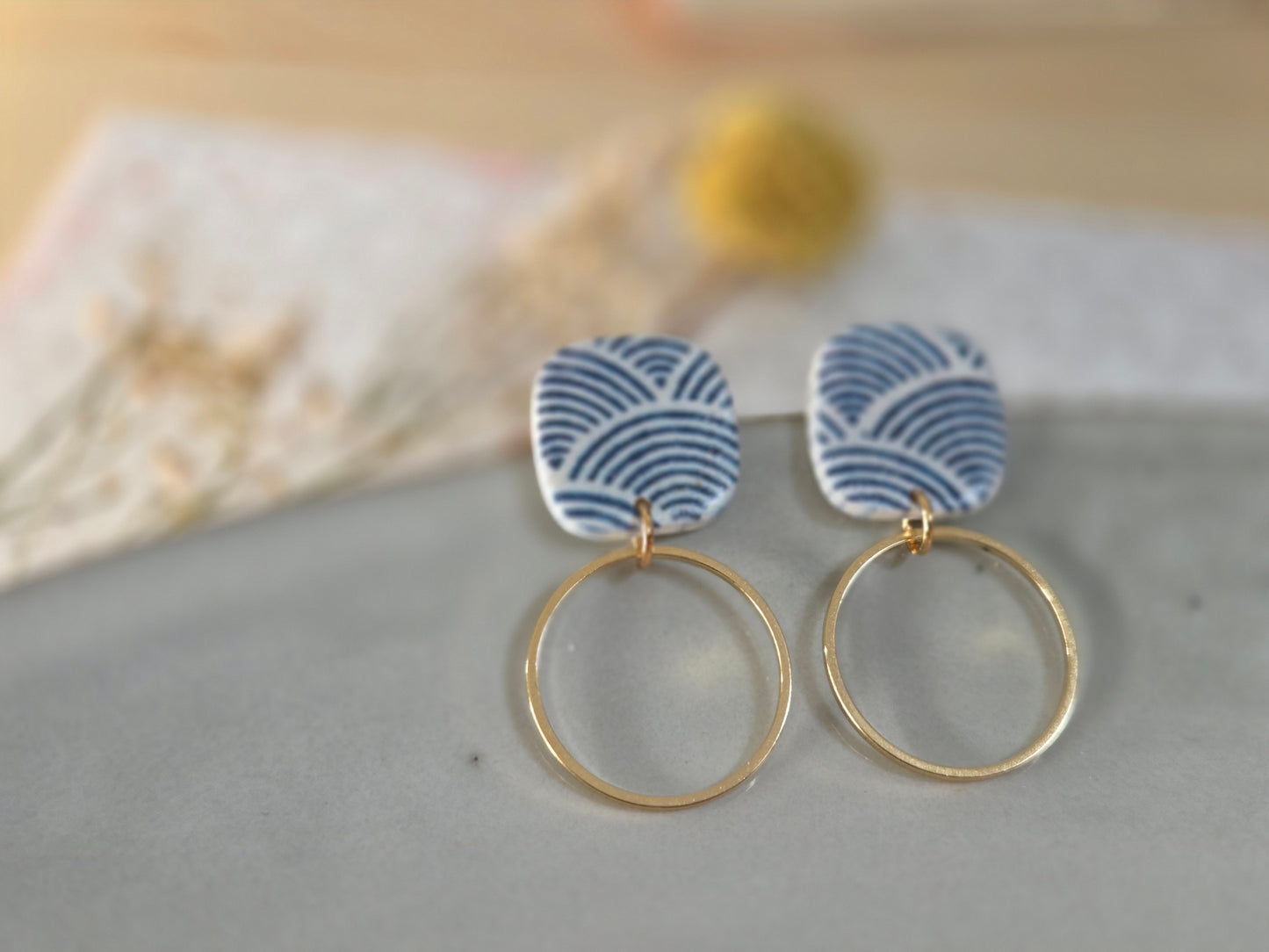Circle Waves